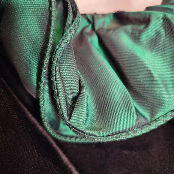 1980s Beverly Hills Bridesmaids Collection Vintage Dress in Green Size 9-10 - Picture 4 of 9